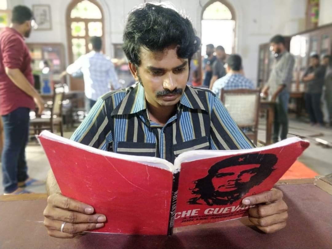 Pawon Ramesh on the sets of George Reddy